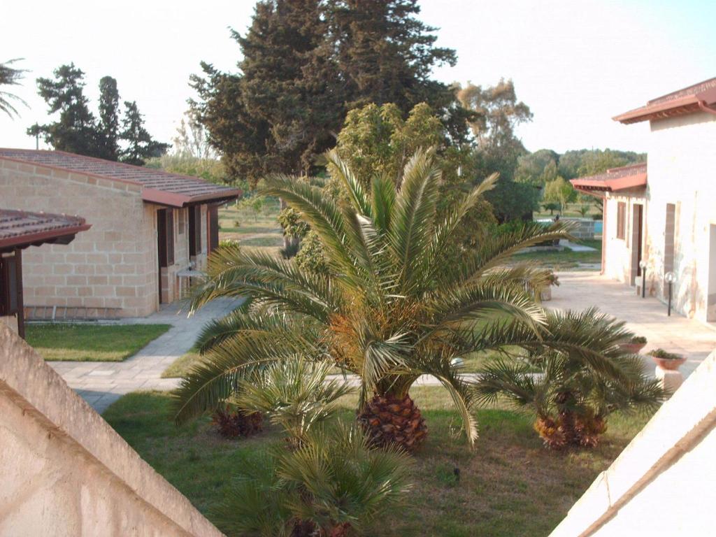 ホテル Masseria Grande トッレ・デル・オルソ エクステリア 写真